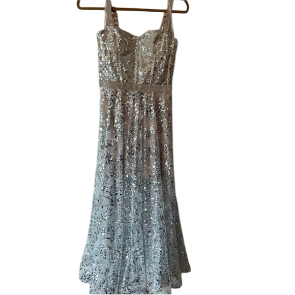 Bronx and Banco Midnight Maxi Gown Sequined Silver White Wedding Formal Size XS - Picture 5 of 13